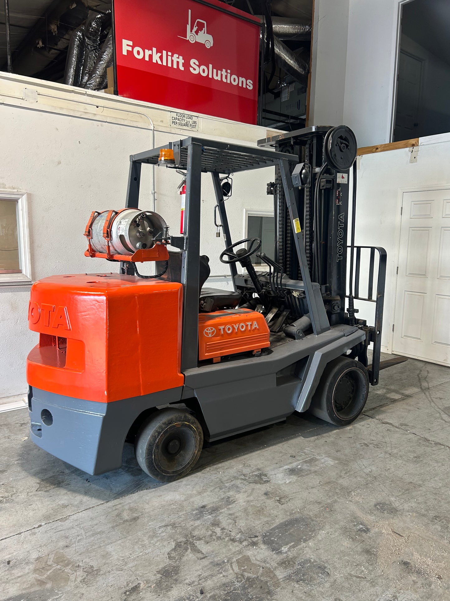 10,000lbs Capacity Toyota Forklift