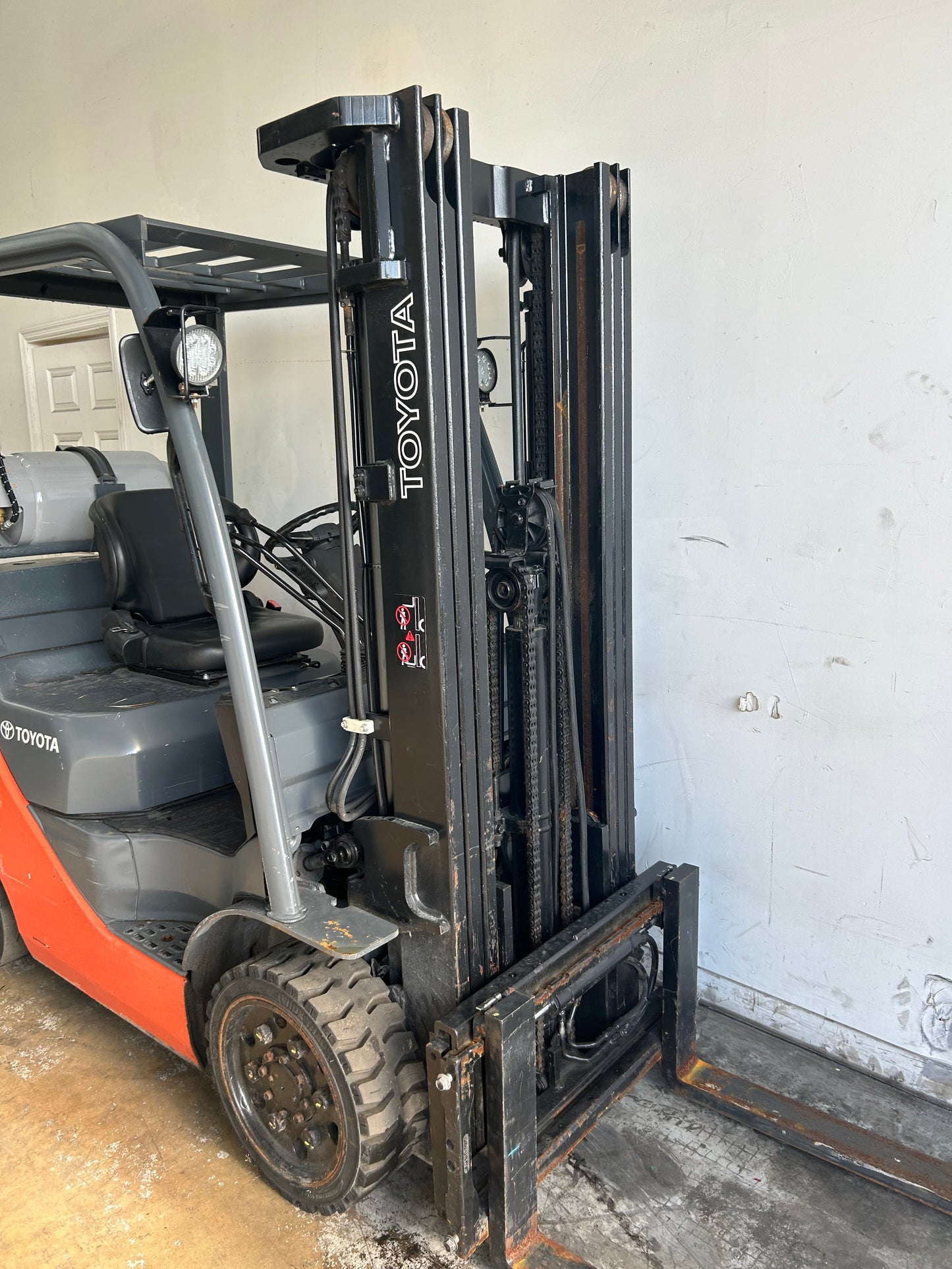 Warehouse- Toyota 5,000lbs Capacity Forklift