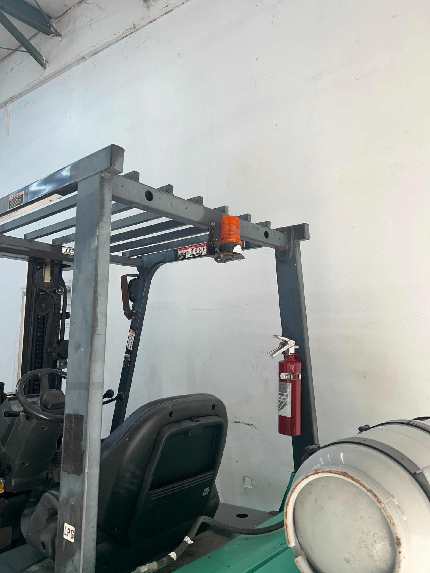 Rough Terrain - 2015 Mitsubishi 6,000lbs Capacity Forklift (Video)