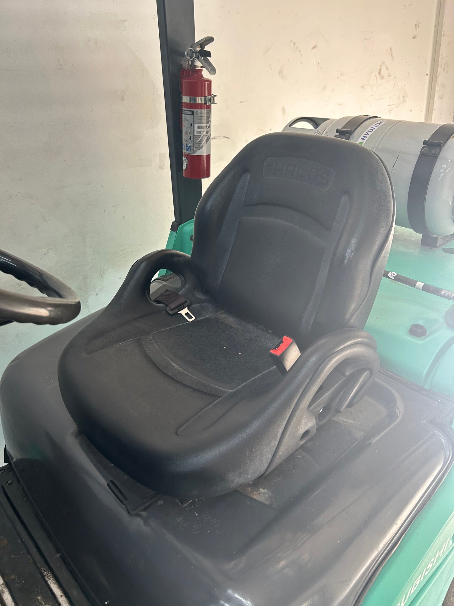 Rough Terrain - 2015 Mitsubishi 6,000lbs Capacity Forklift (Video)