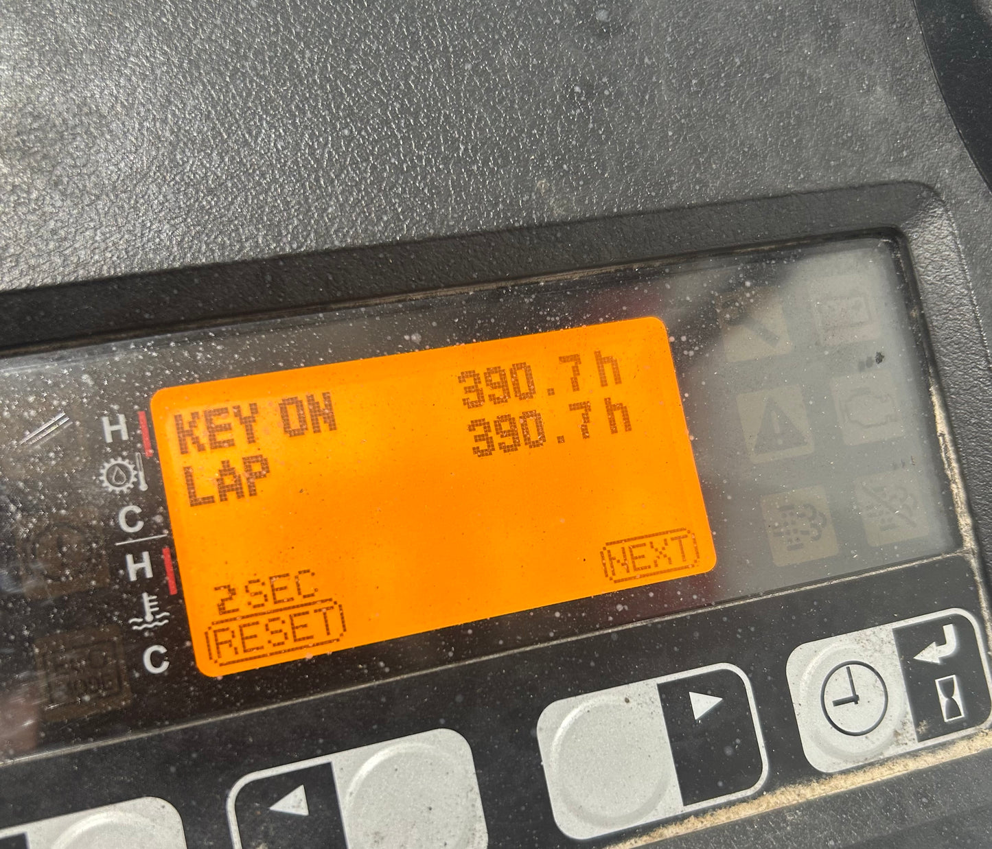 390 Hours! Toyota Forklift Pneumatic 3 Stage Side Shift Year 2023