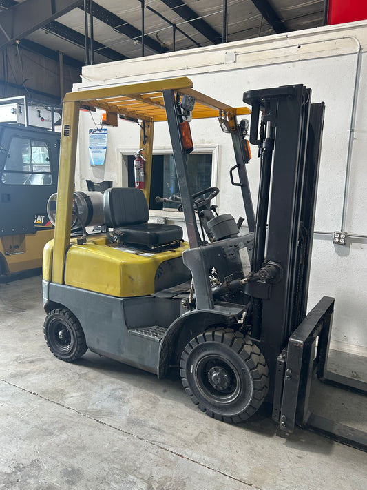 Pneumatic Rough Terrain - TCM/NISSAN Forklift 3,000lbs Capacity