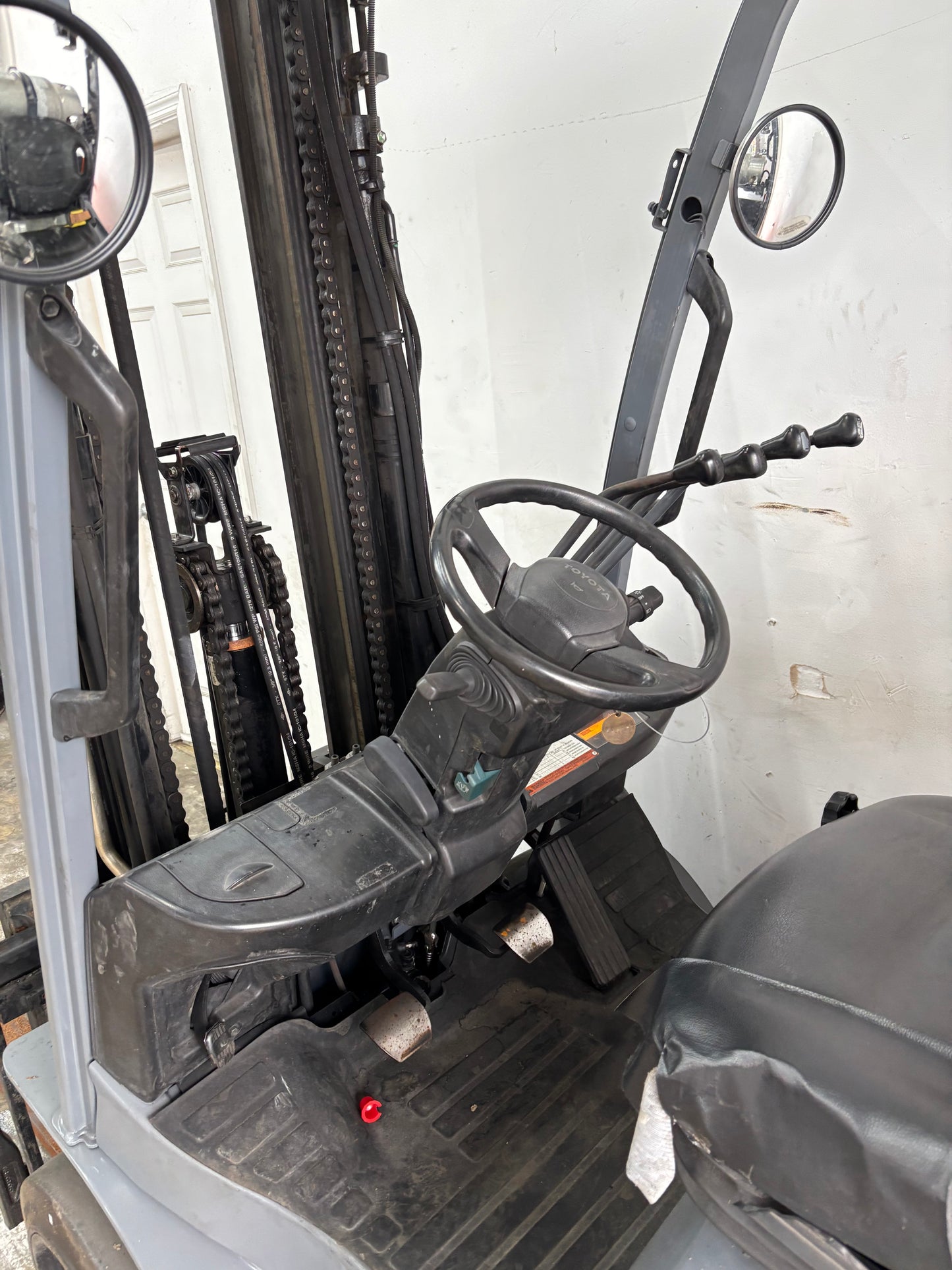 Warehouse- 2013 Toyota 6,500lbs Capacity Forklift (Video)