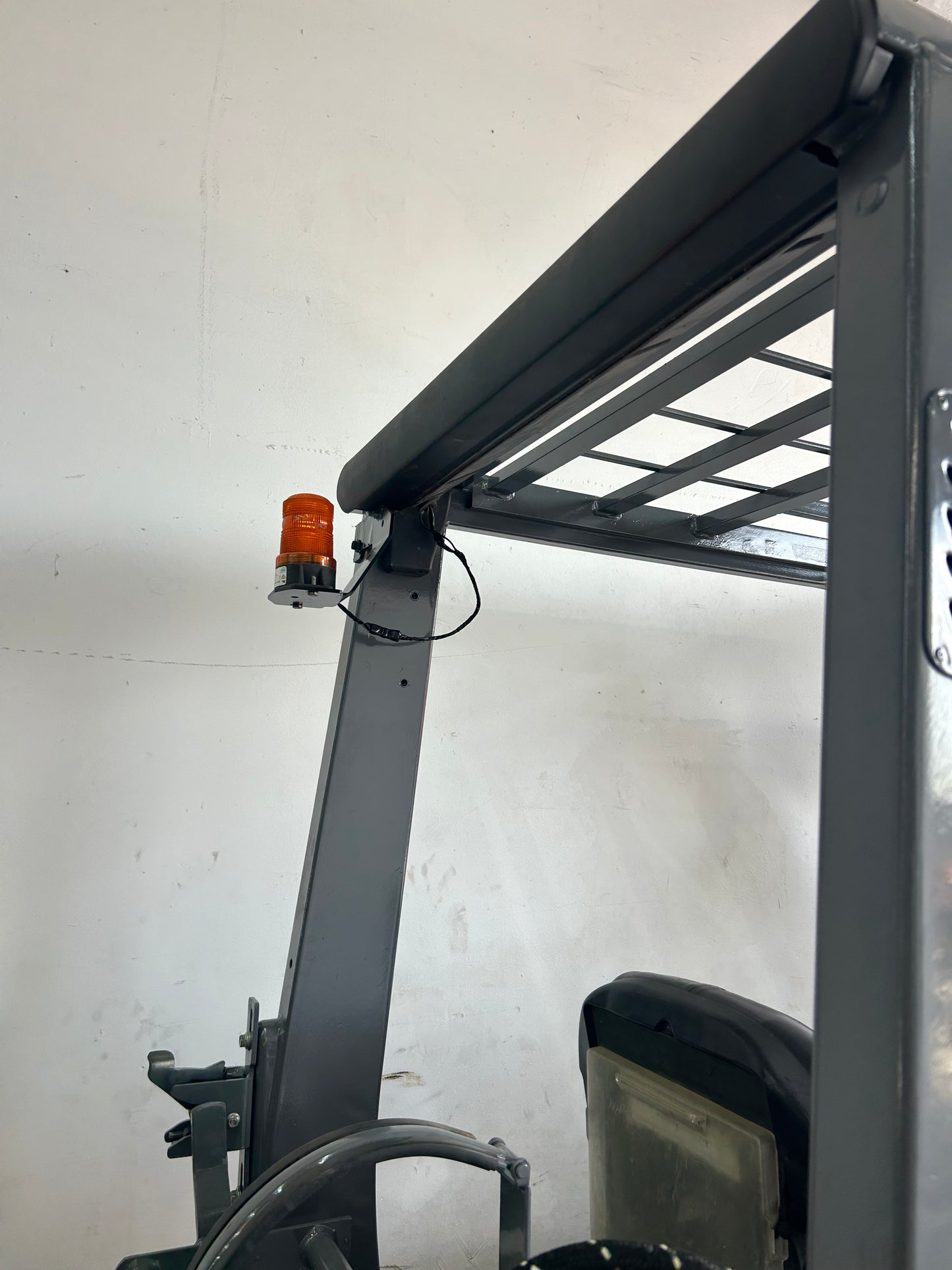 Rough Terrain- 2016 Toyota 3,000lbs Capacity Forklift (Video)