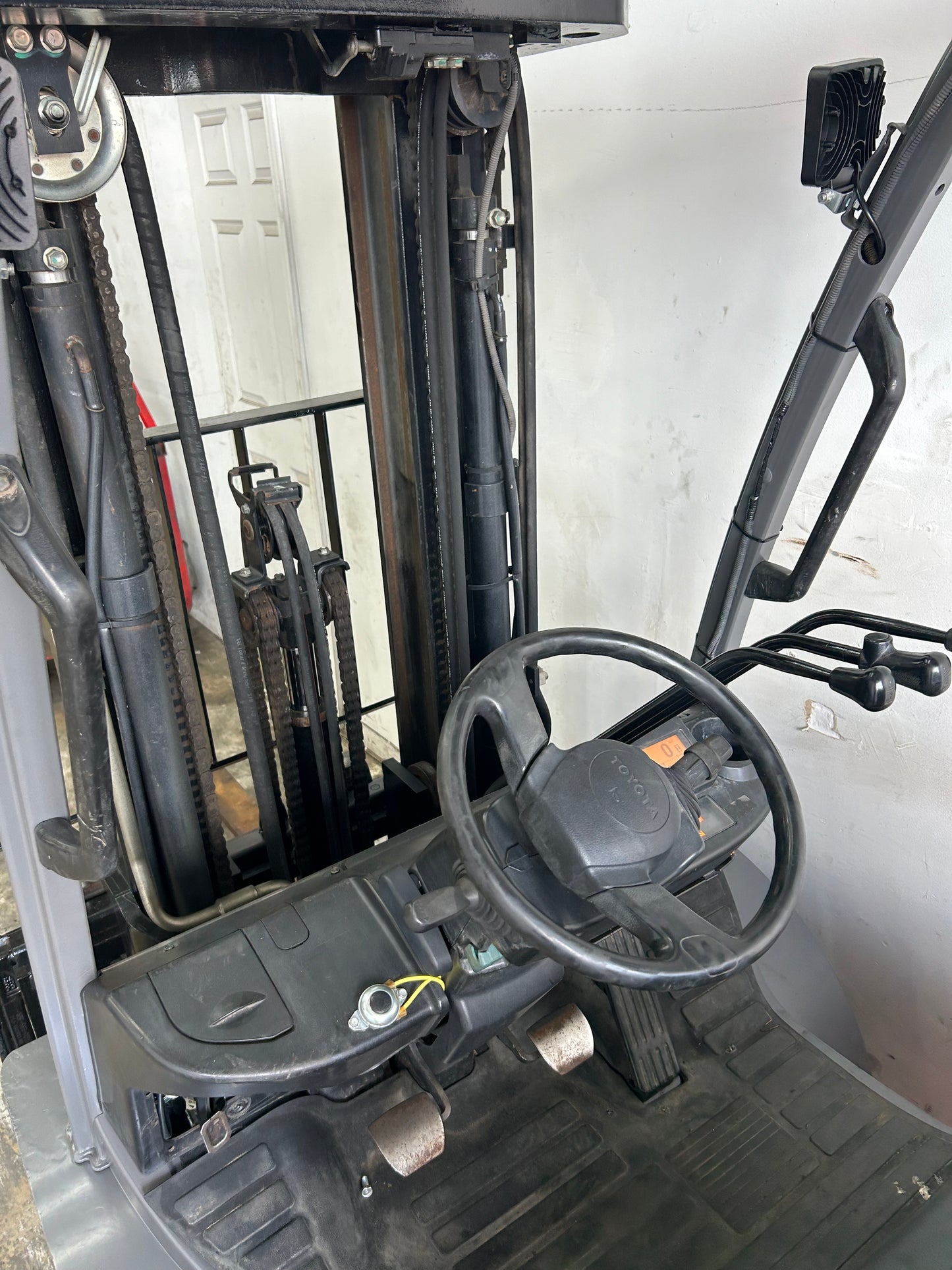 Rough Terrain - 2014 Toyota Forklift 5,000lbs Capacity (Video)