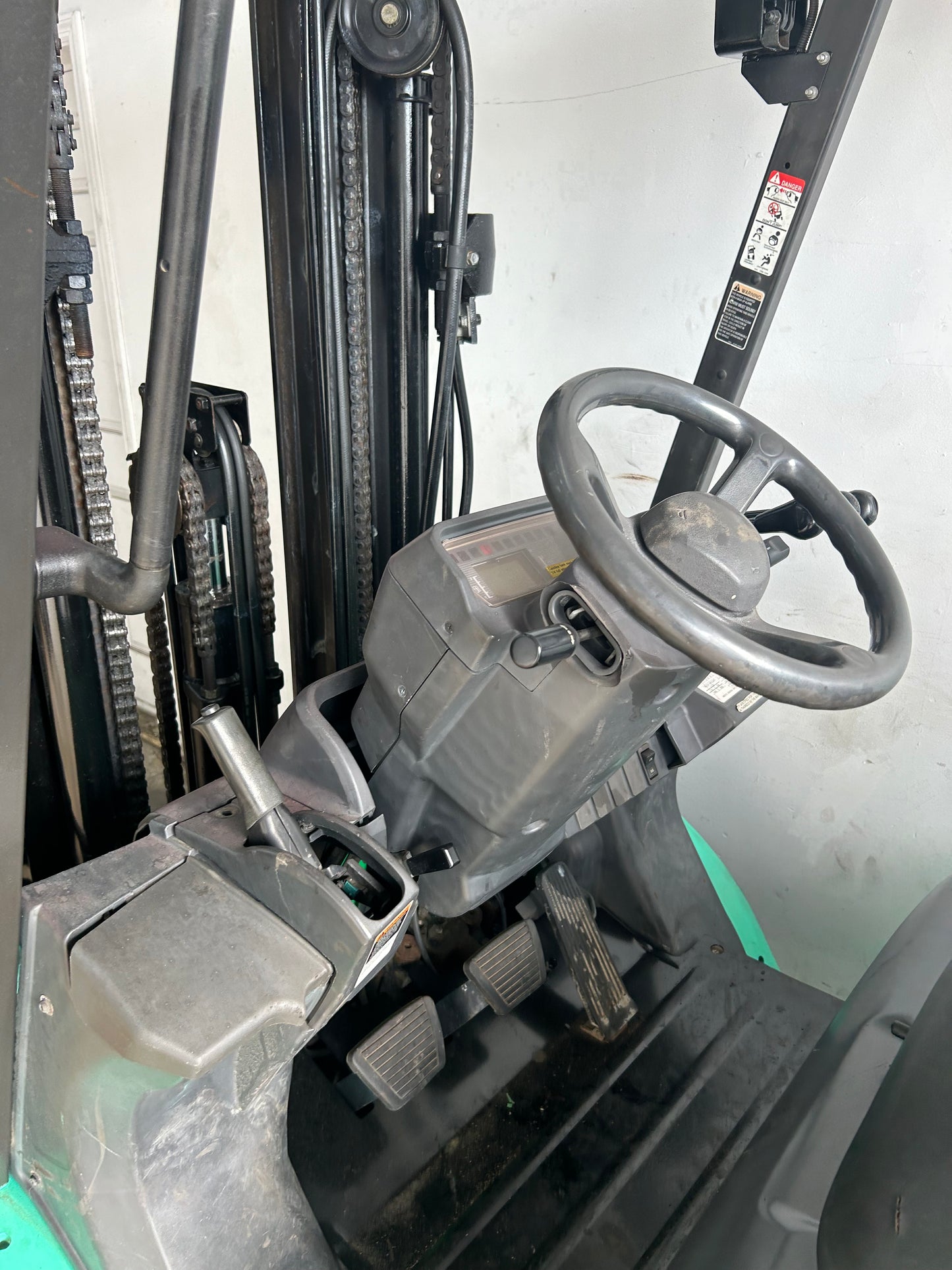 Rough Terrain - 2014 Mitsubishi 5,000lbs Capacity Forklift