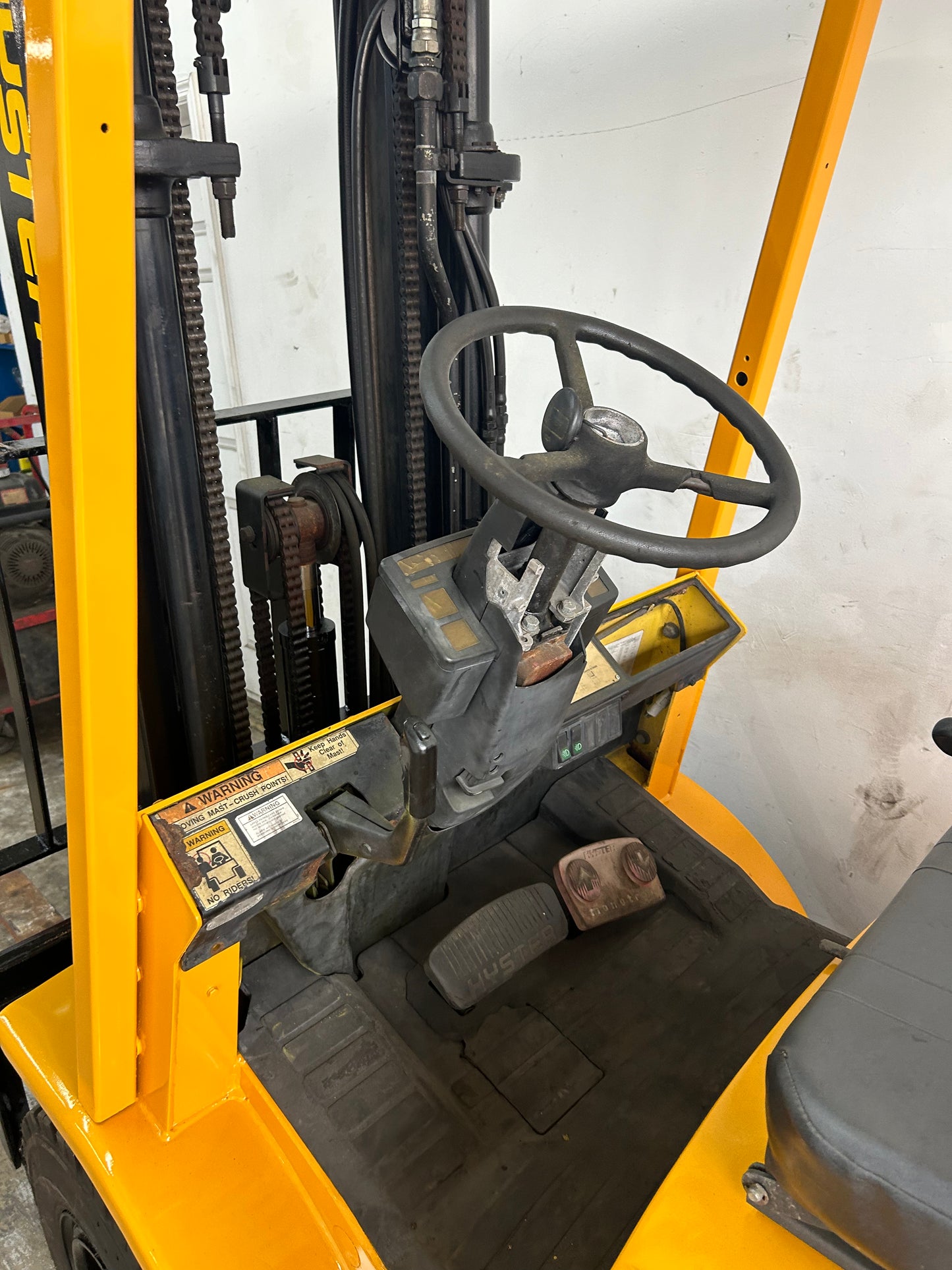 Rough Terrain - Hyster Pneumatic 5,000lbs Capacity Forklift (Video)