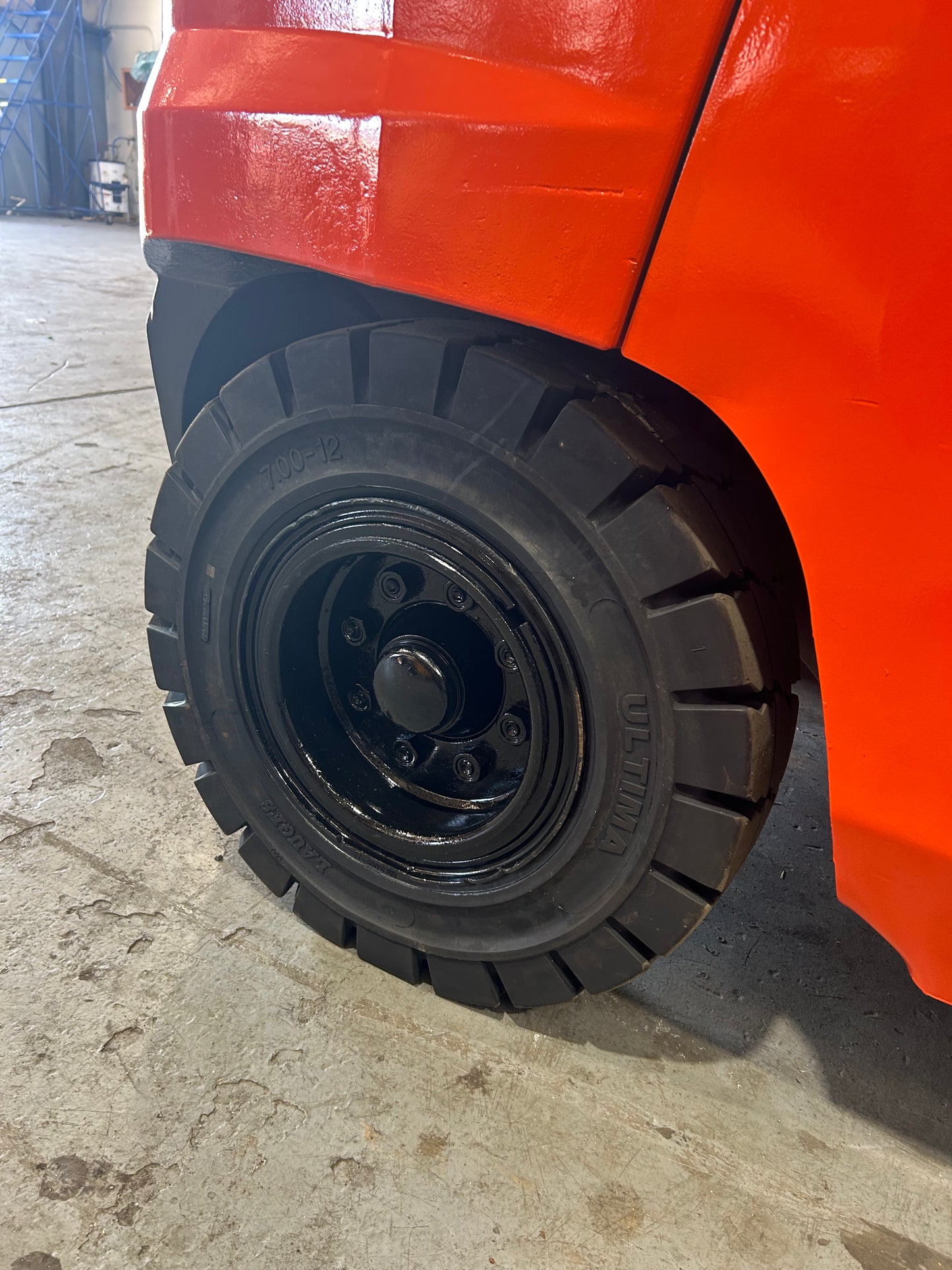 10,000lbs Capacity - Toyota Forklift Rough Terrain Pneumatic